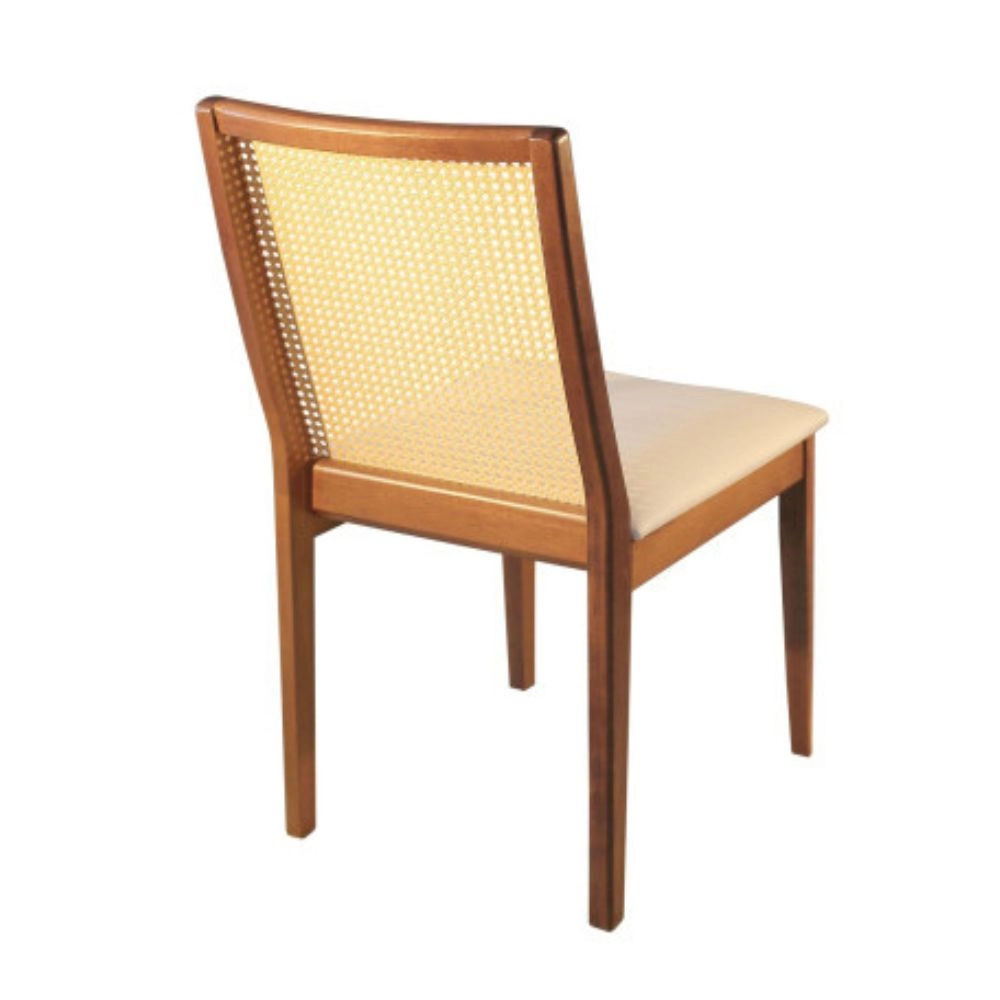 cadeira com encosto em ratan