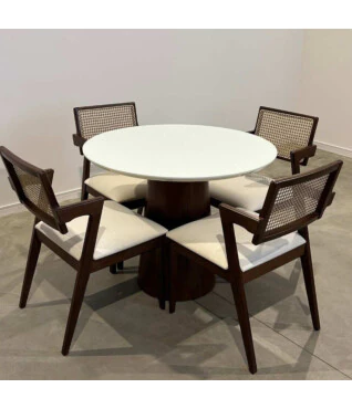 Conjunto Mesa Redonda 1,20m de Diâmetro com 4 Cadeiras Liz