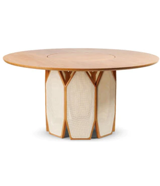 Mesa de Jantar Apolo Ratan Fechado C/Prato Giratório 1,60cm de Diâmetro