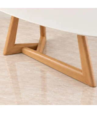 mesa blend oval para sala de jantar com base em madeira maciça e tampo off white moderna pra 6 ou 8 lugares