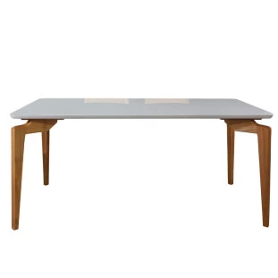 mesa em madeira maciça