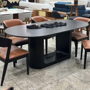 Mesa de jantar oval Londres 1,80m x 1,00m