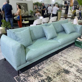 sofa fixo com 2,82m