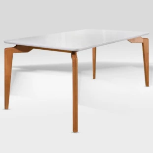 mesa em madeira maciça