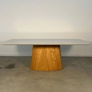 mesa lysa com 1,80m x 1m